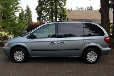2003 Chrysler Voyager LX