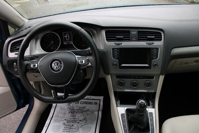 2015 Volkswagen Golf 1.8T S