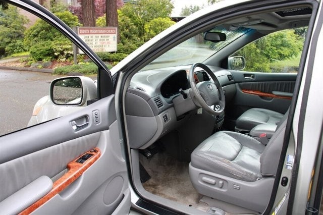 2006 Toyota Sienna XLE 7 Passenger