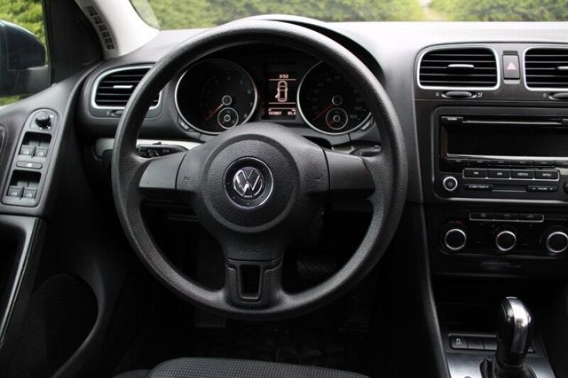 2013 Volkswagen Golf 2.5L PZEV